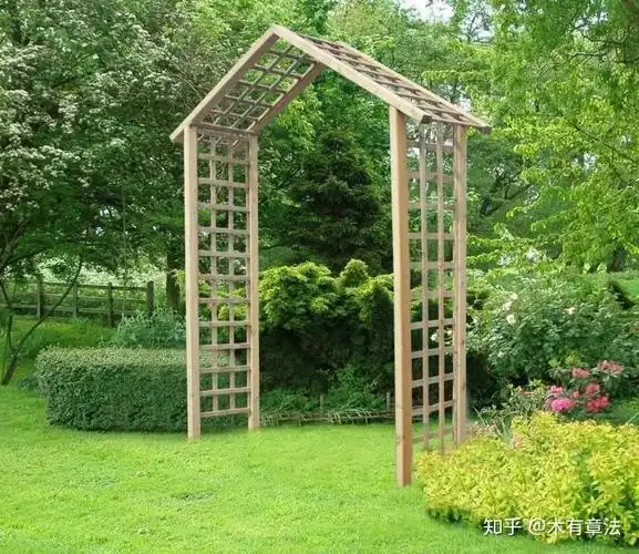 提供几张常见拱门的图片供参考最漂亮的拱门,还是搭配鲜花的拱形门架