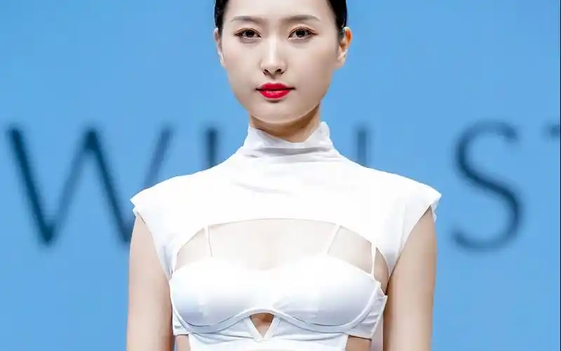 2022深圳内衣展9号馆原创品牌发布秀 - 维珍妮_哔哩哔哩_bilibili