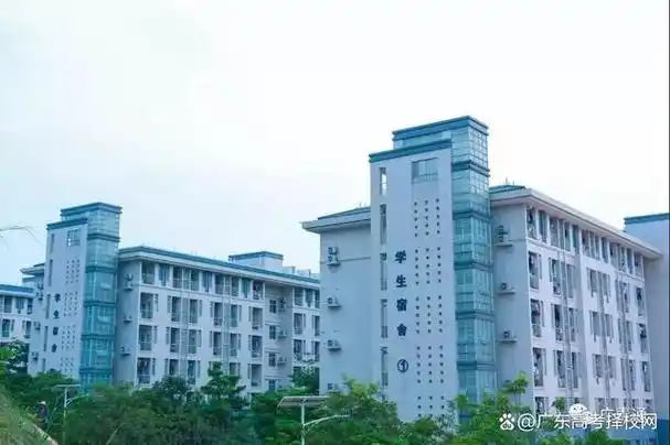 公办广东行政职业学院2023录取分数学校环境宿舍介绍