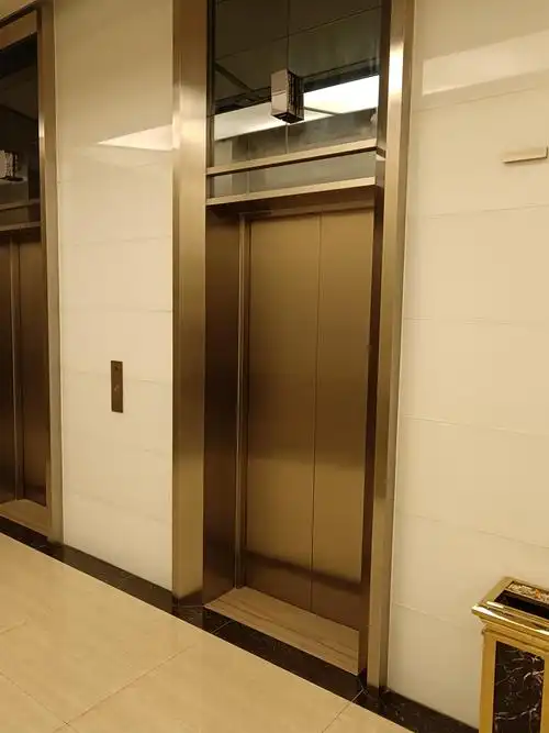 不锈钢钛金门套