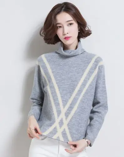 女款时尚休闲羊毛衫蓝色