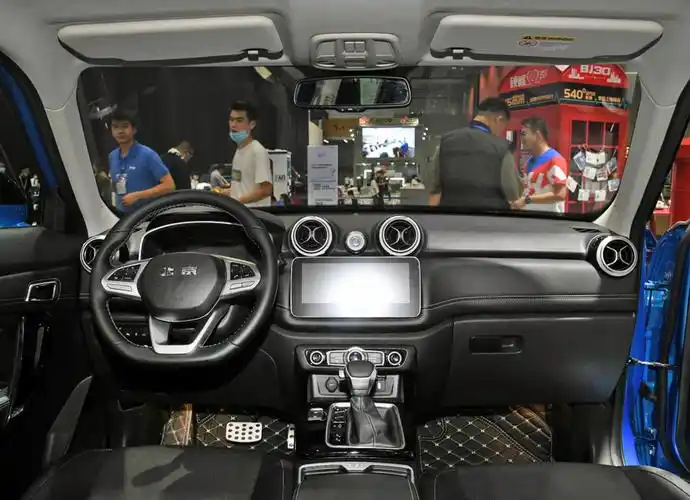 广州车展北京越野发布bj30