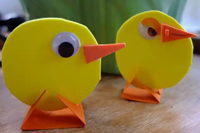 小班最简单的海绵纸手工小动物小鸡步骤图解