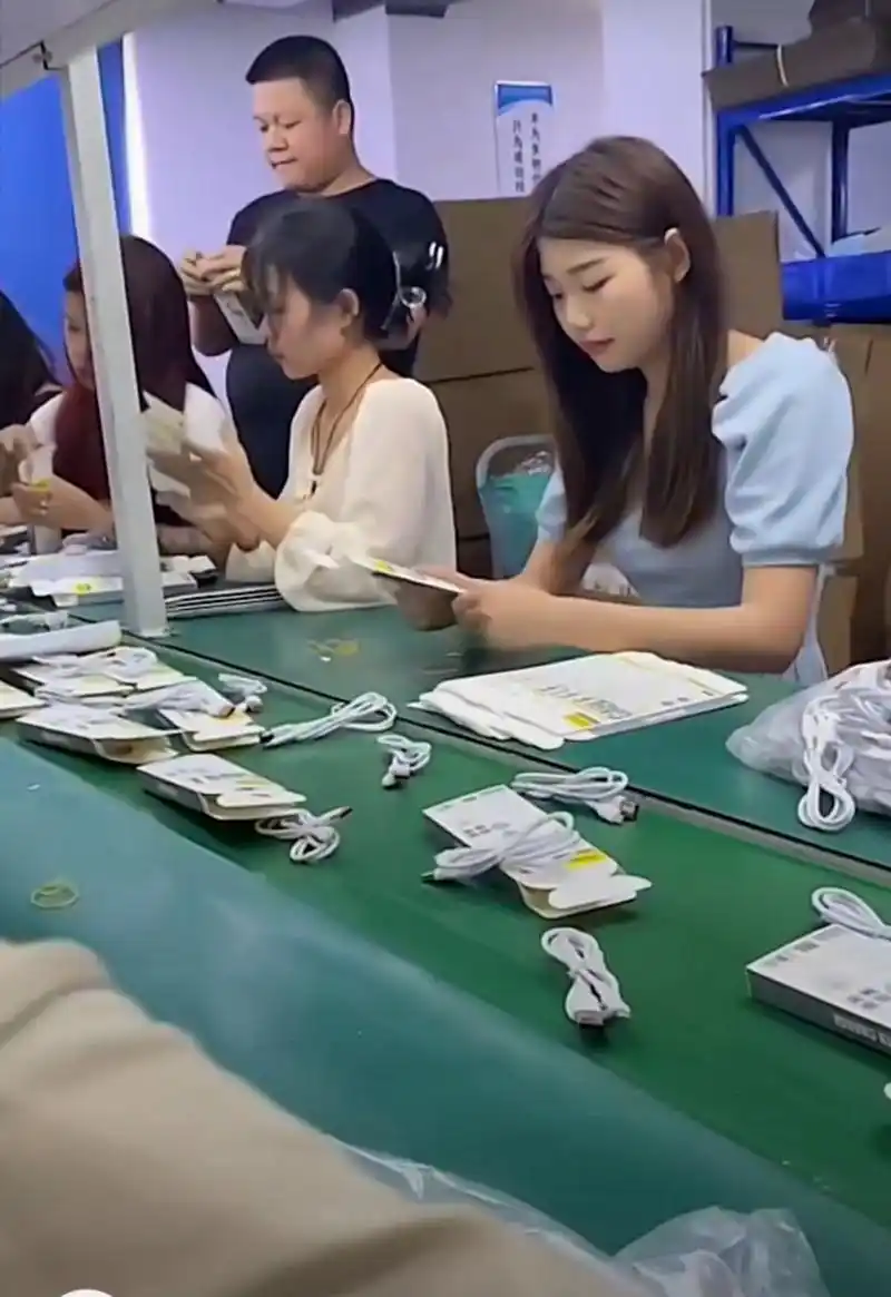 事实证明,工厂里的妹子质量也是不差的#美女