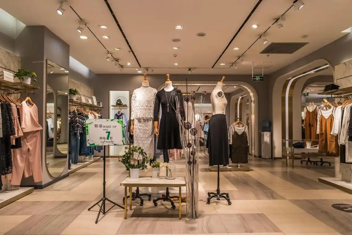 珠海服装店面装修 女装店装修流程什么样__凤凰网