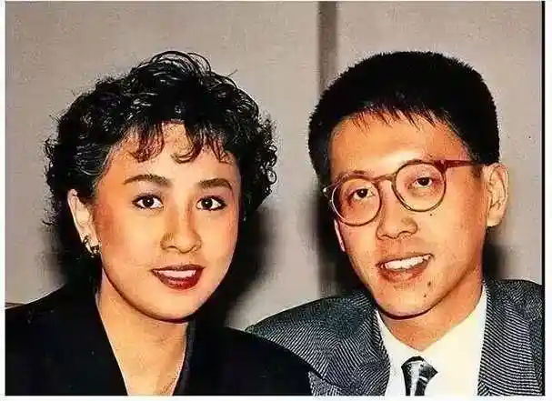 极致be美学赌王千金何超琼与陈百强相恋不能相守