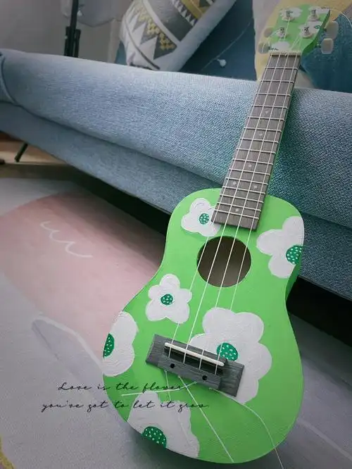 尤克里里手绘  #diy手工制作  #日常碎片plog