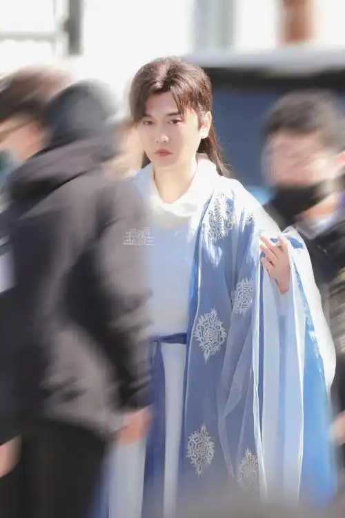 孟鹤堂德云瓦舍