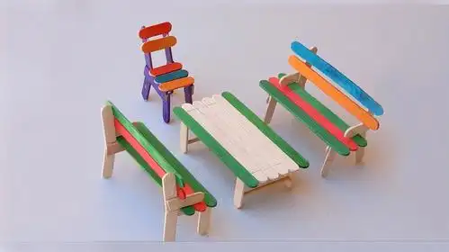 创意冰棒棍手工教程——用冰棒棍做桌椅教程