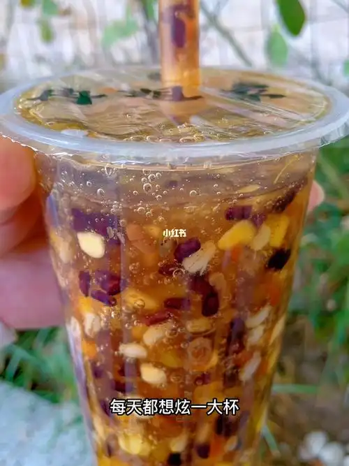 谁能拒绝6r一杯超多料的藕粉八宝粥呢63