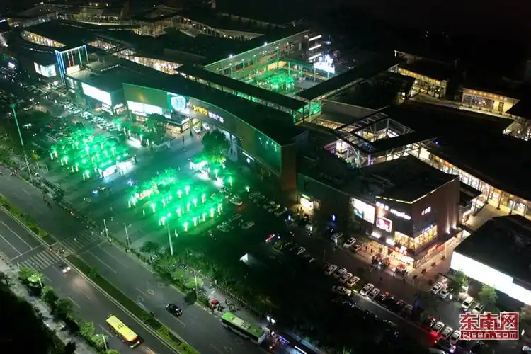 鸟瞰阿罗海城市广场