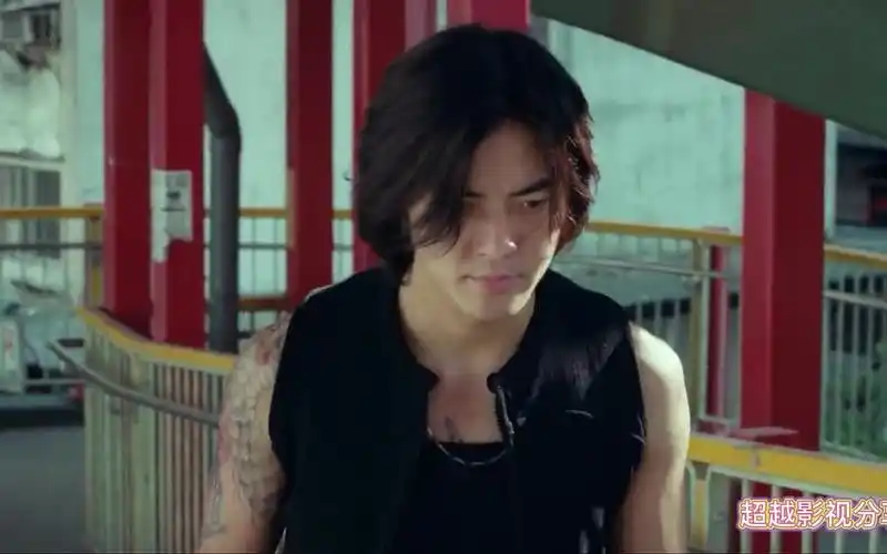 古惑仔3之只手遮天港片经典陈浩南与山鸡带你热血街头14