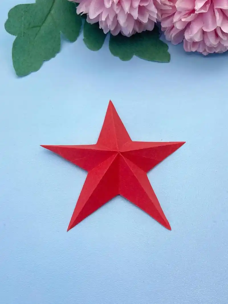 立体五角星折法,一学就会 #创作灵感 #亲子手工 #国庆手工 - 抖音