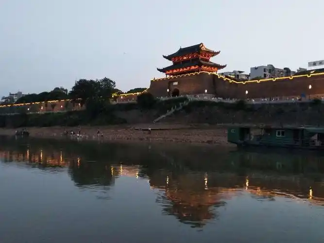 赣州古城墙~〈涌金门〉