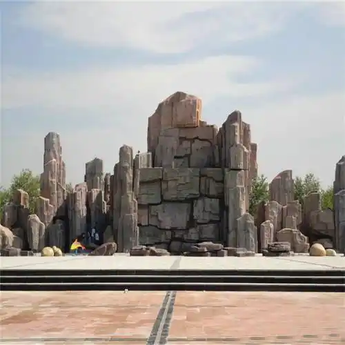 清秀禹城玻璃钢人工假山室内外装饰塑石山可订做