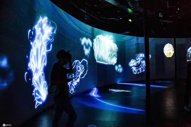 圆明园数字"盛景"于北京首钢园重现