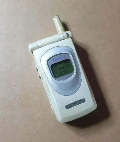 三星经典翻盖手机