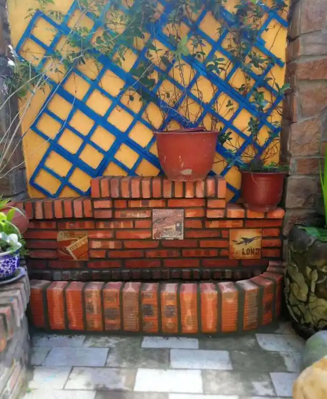 一个花园的建造,红砖一定是必不可少的元素之一