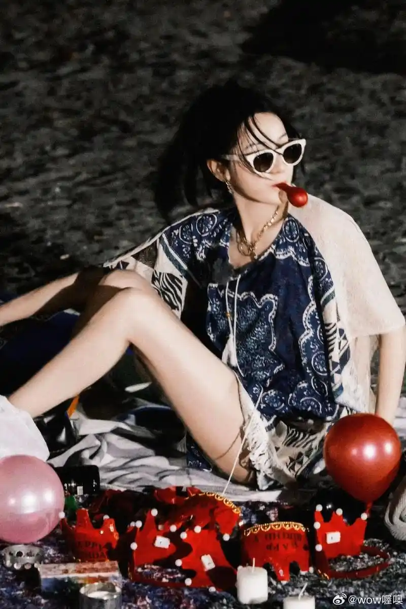 今日忍不住想减肥系列61迪丽热巴.