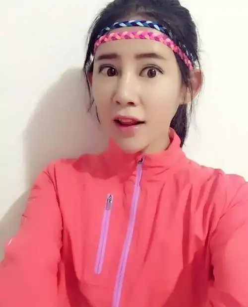 因为"成绩好",颜值高,李文杰在中国业余马拉松选手和爱好者圈子里知名