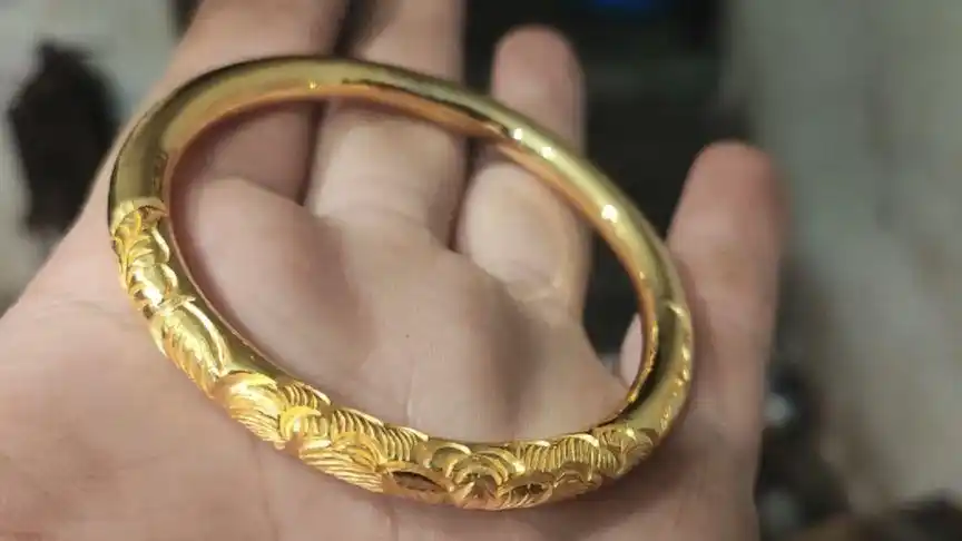 100多克的黄金手镯,梦寐以求的大克重手镯