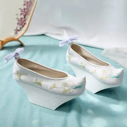 古代清朝格格鞋花盆底鞋贵妃太后娘娘旗鞋女绣花鞋子表演舞台布鞋