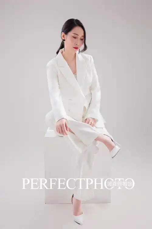 拒绝一板一眼,汕头女神形象照给你最美的名片!