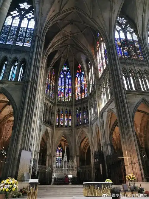 耶路撒冷三千年关于耶和华圣殿的描述:.