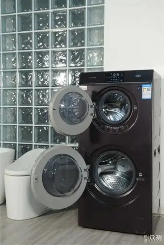 卡萨帝双子云裳双筒洗衣机,衣物清洁新体验