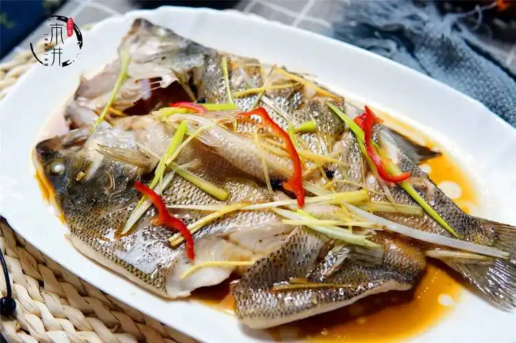 蒸鲈鱼要蒸多久鲈鱼蒸几分钟最好