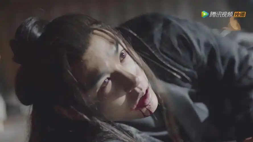 《扶摇》:扶摇黑化后三剑血虐无极,无极一句深情告白令人泪崩