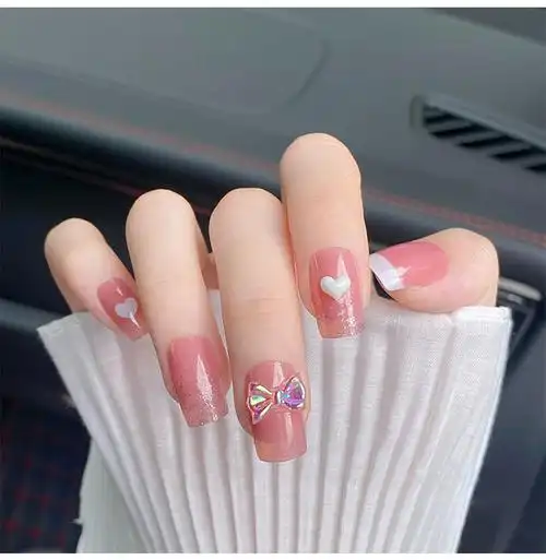 新品网红短款方圆可爱学生粉色美甲贴片 珍珠小熊镶钻穿戴甲成品