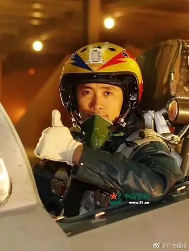 改革开放40周年# 空军实战化创新战法的. 来自广安播报 - 微博