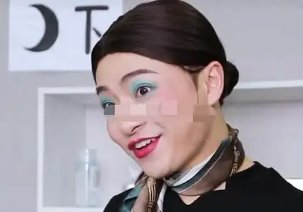 抖音男扮女装卖化妆品的那个柜姐芳姐网红是谁真名资料