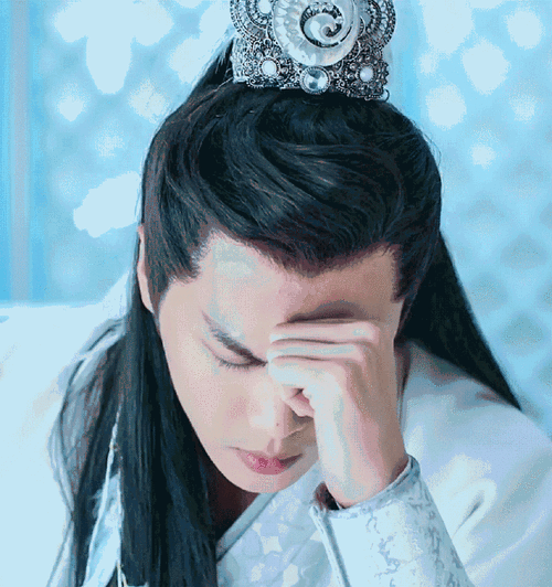 张若昀演九州天空城的时候都没上桌吗】羽皇点额礼迷倒众生7115