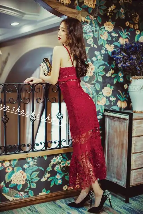 海边度假复古红色水溶蕾丝吊带裙v领性感沙滩裙露背荷叶边连衣裙