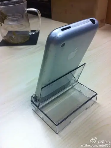 怎样自制手机支架(用来看电影)