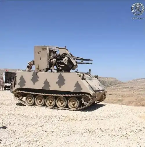 黎巴嫩直升机空降团装备的m113-zpu-4装甲车