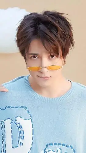 薛之谦壁纸高清 | 你们要的谦谦壁纸