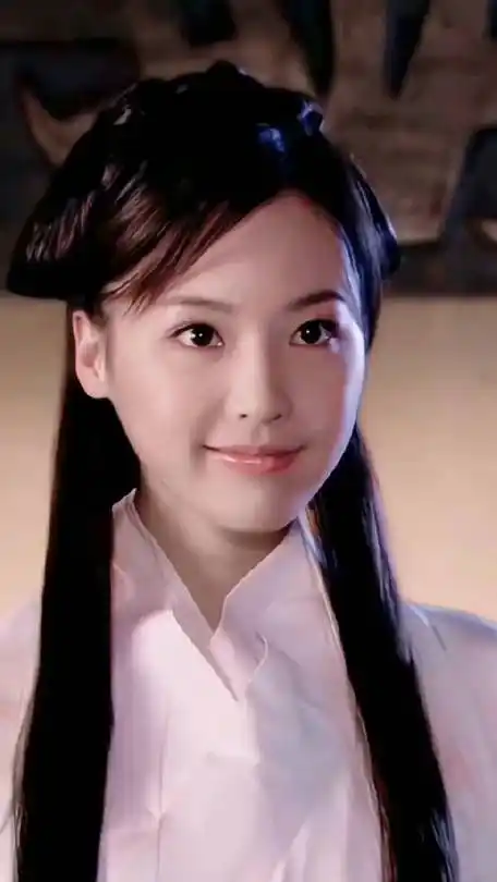 要男人有什么用,吴佳妮有钱有颜孩子也这么大了