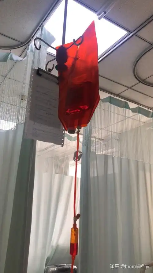 化疗后有些患者会出现腹泻/便秘等反应,而且输液期间带着管子就不方便