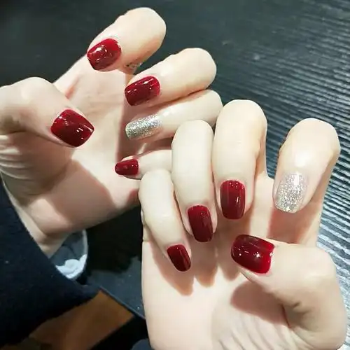 跳色美甲,来自颜色的魅力碰撞!