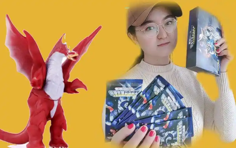 试玩奥特曼卡片美尔巴从背后偷袭迪迦不料被消灭