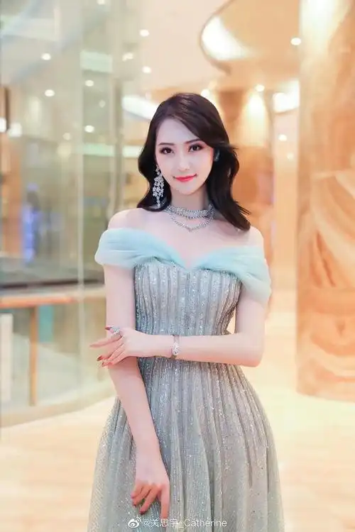 世界小姐关思宇美丽人生写真珍藏版