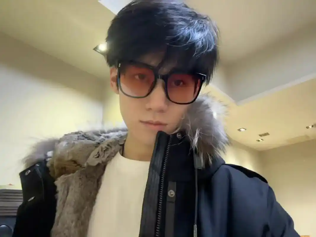 四张图片四种感觉#时代少年团张真源 #张真源钓系之神 #百优 - 抖音