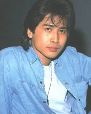 图欣赏齐秦年轻时的照片曝光齐秦的家庭情感经历