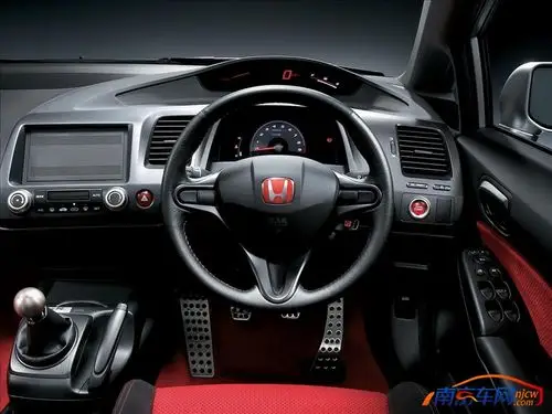 2007款本田思域typer四门