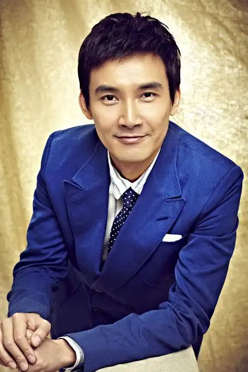 p>张铎,1979年11月6日出生于黑龙江省哈尔滨市,中国内地男演员,毕业