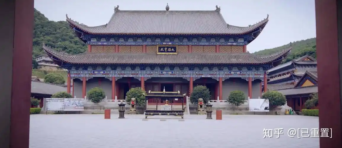 明知道领导说的是错的并且从团队其他成员的反应也验