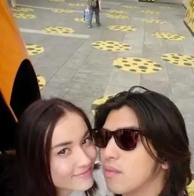 "玉兰油女神"刘碧丽:陈柏霖前女友,五年抱四还是挤不进豪门